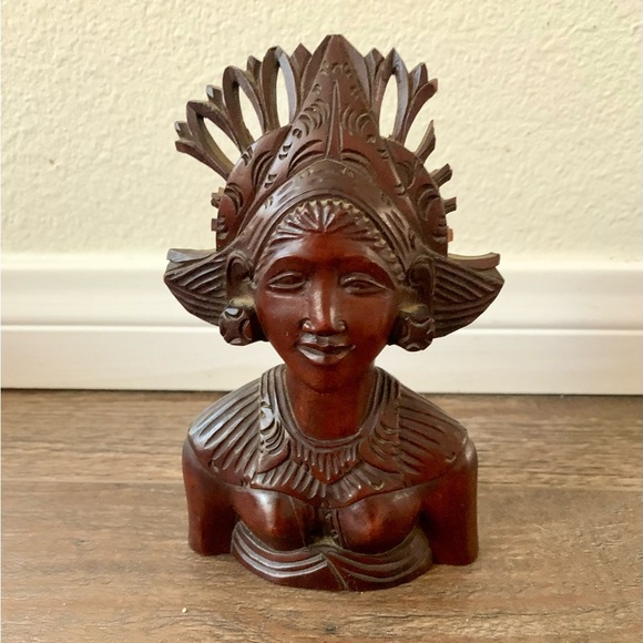 Vintage Miniature Curved Wooden Bust Women - Picture 10 of 10